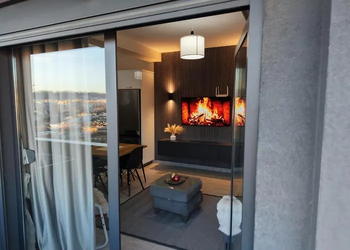 Apartman Fior With Balcony View *